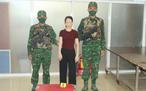 Khởi tố người phụ nữ mang súng từ Campuchia qua cửa khẩu Mộc Bài