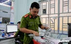 Xe máy qua nhiều đời chủ, thiếu giấy tờ mua bán có sang tên được không?