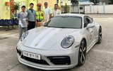 Xử lý 4 tài xế lái siêu xe Porsche vượt ẩu trên cao tốc