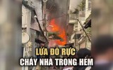 Cháy nhà dữ dội, lửa đỏ rực cả con hẻm ở quận Bình Tân