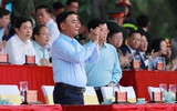 Thường trực Ban Bí thư Trần Cẩm Tú dự chỉ đạo tổng duyệt diễu binh 30.4