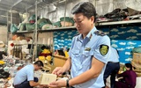 Quản lý thị trường mở đợt cao điểm truy quét hàng giả trên thương mại điện tử