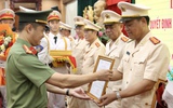 Thêm 30 lãnh đạo cấp phòng của Công an Hà Nội nghỉ hưu trước tuổi