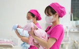 Phụ nữ sinh đủ 2 con được thưởng 3 triệu đồng: Sở Y tế TP.HCM nói gì?
