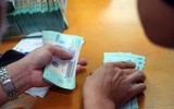 Lãnh đạo doanh nghiệp bất động sản ồ ạt bán cổ phiếu