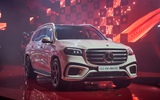 Mercedes GLS 450 2025 giá 5,689 tỉ đồng tại Việt Nam