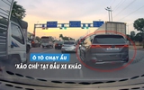 Phẫn nộ ô tô không bật xi-nhan, liên tục 'xào chẻ' chuyển làn trên quốc lộ