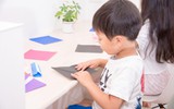 Con vào tuổi đến trường, mẹ đừng bỏ lỡ mũi vắc xin giúp ngừa 4 bệnh nguy hiểm