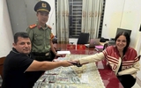 Chuyện đẹp ở Đà Nẵng: Người phụ nữ Ukraine trả lại ví chứa 3.300 USD cho du khách Thổ Nhĩ Kỳ