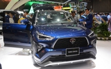 Ồ ạt giảm giá, xe Toyota nhập khẩu về Việt Nam hút khách mua