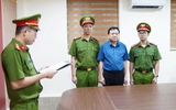 Bí thư và chủ tịch xã cùng bị bắt giam vì cấu kết với doanh nghiệp