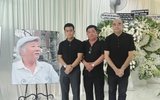 'Thằng Cò' Phùng Ngọc, Hùng Thuận lặng lẽ viếng đám tang đạo diễn 'Đất phương Nam'