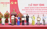 Ba liệt sĩ đoàn tàu không số được truy tặng danh hiệu Anh hùng Ba liệt sĩ đoàn tàu không số được truy tặng danh hiệu Anh hùng