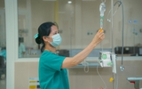 Điều dưỡng Phạm Thị Luyến: Từ lời hứa ngày đầu đến 20 năm tận tụy bên giường bệnh