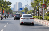 Chạy ô tô dưới 60 km/giờ, khoảng cách an toàn bắt buộc bao nhiêu mét?