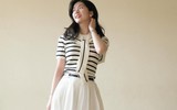 Chân váy xếp ly: Điểm nhấn thanh lịch cho tủ đồ mùa mới