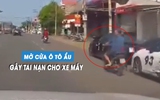 'Rùng rợn' tài xế mở cửa ô tô ẩu, gây tai nạn nghiêm trọng cho xe máy