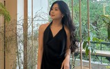 Thiết kế cổ yếm thoáng nhẹ, phù hợp với những ngày hè nắng nóng