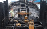 Cháy tàu cá giữa đêm, ngư dân trắng tay: 'Chưa biết bắt đầu lại từ đâu'
