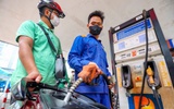 Giá xăng dầu giảm mạnh từ 16 giờ hôm nay 2.7