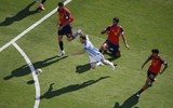 Tiếc cho Messi nhưng đúng với Argentina