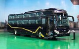Vì sao nhiều xe khách chỉ có một cửa lên xuống?