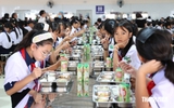 Thủ tướng: Không chọn nhà cung cấp bữa ăn học đường chỉ vì giá thấp