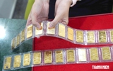 Giá vàng lao dốc, USD tăng