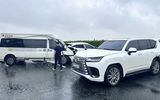 Tạm giữ tài xế xe Lexus dừng đột ngột trên cao tốc gây tai nạn liên hoàn