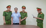 Khởi tố thêm 2 cán bộ nhà trường 'ăn chặn' suất ăn của học sinh