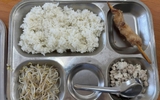Vụ bữa ăn bán trú quá 'lèo tèo': Hà Nội chỉ đạo làm rõ