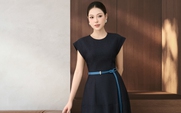 Đẹp bất bại từ bộ ba váy dài, quần ống rộng và giày cao gót