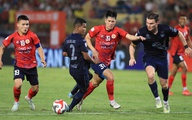HLV Polking nói lời gan ruột, HLV Buriram 'tôi không thích cách đá của CLB CAHN'