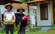 Bỏ phố về quê, vợ chồng trẻ tạo mảnh vườn 3.000 m² đẹp như mơ