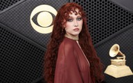 Sao nữ mặc như khỏa thân trên thảm đỏ Grammy lên tiếng