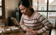Đau bụng sau ăn tưởng khó tiêu, bác sĩ cảnh báo nguy cơ tiềm ẩn