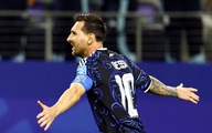 Ibrahimovic lý giải vì sao bàn thắng mới nhất của Messi khiến mọi người hạnh phúc