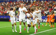 Mbappe và Haaland rực sáng trên bầu trời World Cup