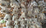 Vì sao 'dám' thuê mặt bằng cả chục triệu đồng mỗi tháng để bán bánh tráng?