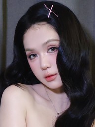 Cuộc sống của người mẫu Ngọc Trinh ở tuổi 36