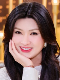 Ca sĩ Nguyễn Hồng Nhung đón tin vui ở tuổi 44