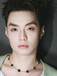 Rapper Negav bị hủy show tại chương trình lễ hội của tỉnh Gia Lai