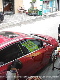 Đậu ô tô trước quán 1 tiếng, chủ xe nói gì khiến chủ quán 'không nỡ giận'?