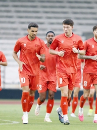 Đội tuyển Việt Nam vẫn chuẩn bị tốt nhất trước khi Asian Cup nguy cơ bị dừng vì xung đột

