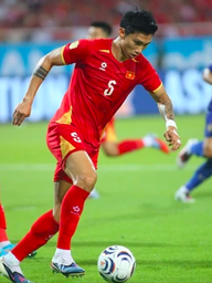Văn Hậu, Thành Chung và Văn Vĩ tái xuất Asian Cup: Hàng thủ đội tuyển Việt Nam không còn mong manh
