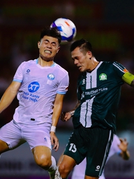 Công Phượng chấn thương ‘bí ẩn’, CLB TP.Đồng Nai vỡ trận thua rất đậm CLB Nam Định