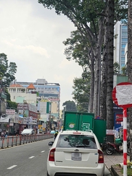 Đường Nguyễn Thị Minh Khai ở TP.HCM có đoạn thành một chiều, người dân đi thế nào?