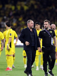 AFC phải làm đúng vai trò đại diện bóng đá toàn châu Á, không thể bảo vệ sự gian dối