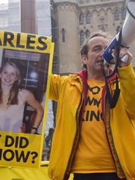 Biểu tình tại Anh nhắm vào Vua Charles III, Hoàng tử William và Công nương Kate Middleton