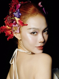 Minh Hằng: Chồng doanh nhân bù đắp cho những gì tôi đang thiếu sót